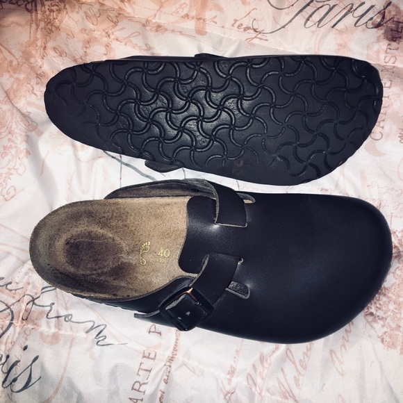 Birkenstocks Clogs - Picture 2 of 3